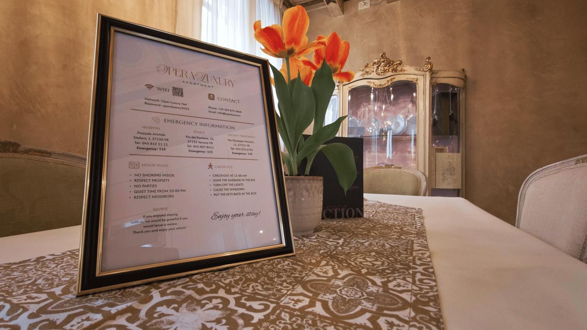 Opera Luxury Apartment Verona Exterior foto