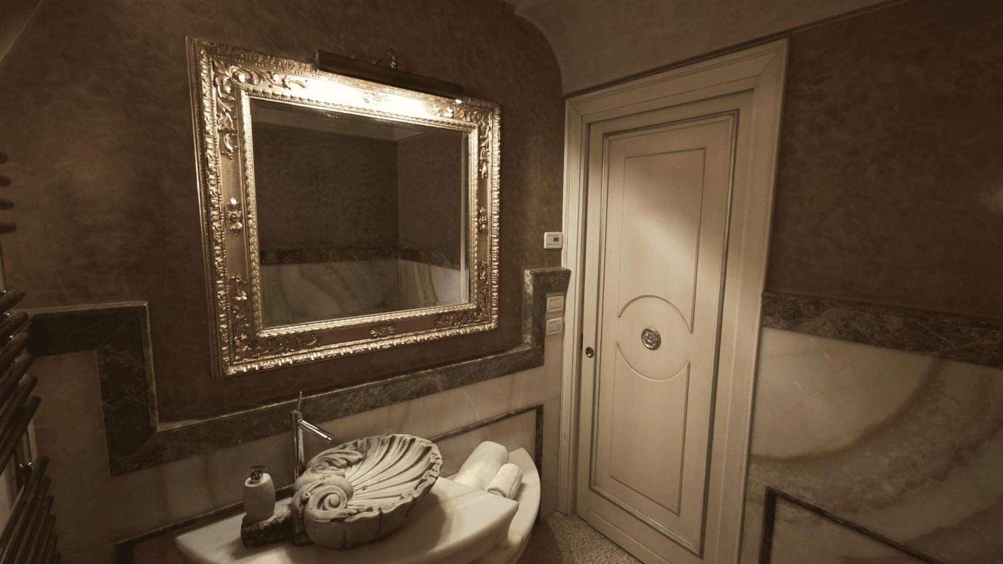 Opera Luxury Apartment Verona Exterior foto